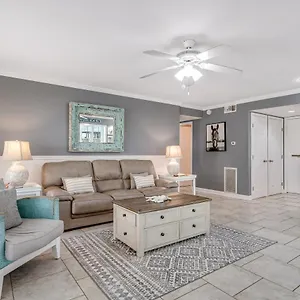 Hotel Sandpiper Cove Iii